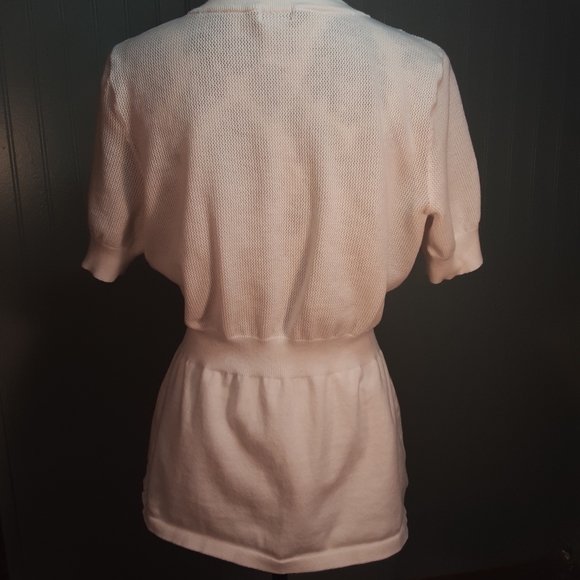 WHITE BUTTON DOWN LIGHT WEIGHT SWEATER L - Picture 4 of 4